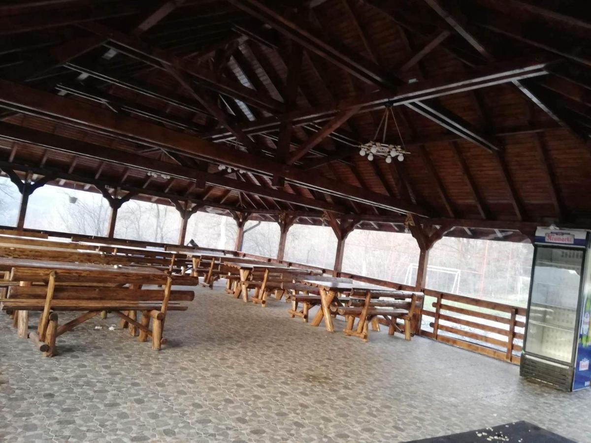 Вилла Casa Radu Lui Anghel Barbuletu Экстерьер фото