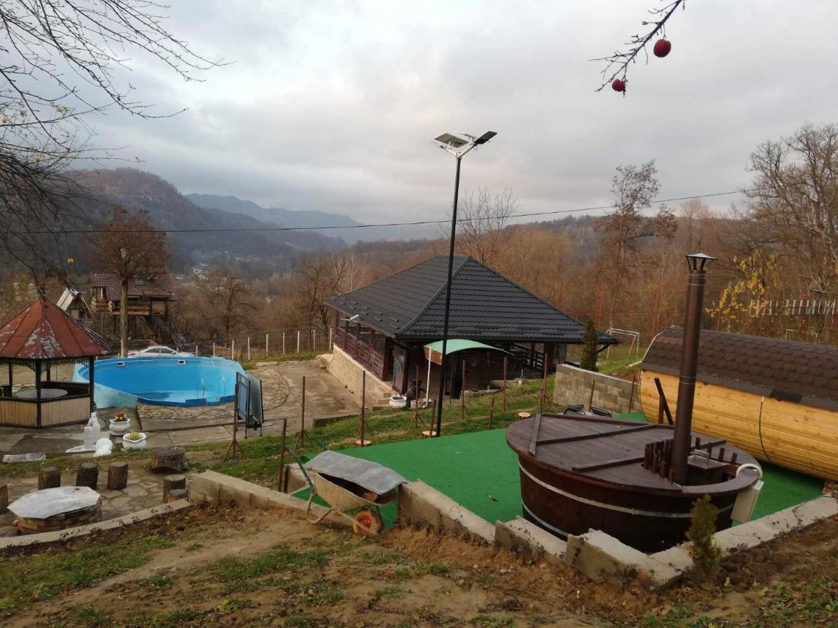 Вилла Casa Radu Lui Anghel Barbuletu Экстерьер фото