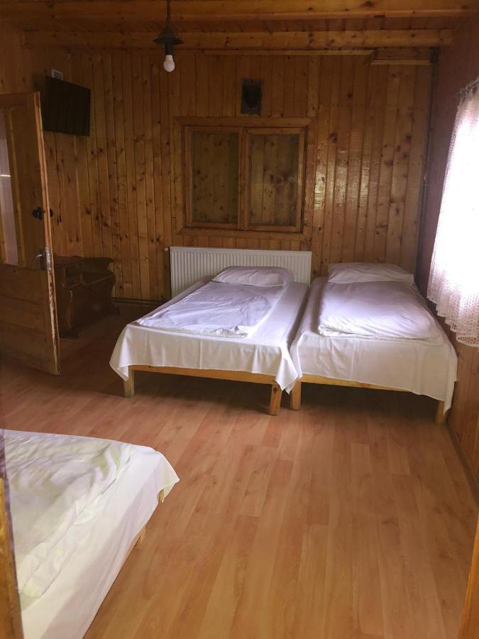 Вилла Casa Radu Lui Anghel Barbuletu Экстерьер фото